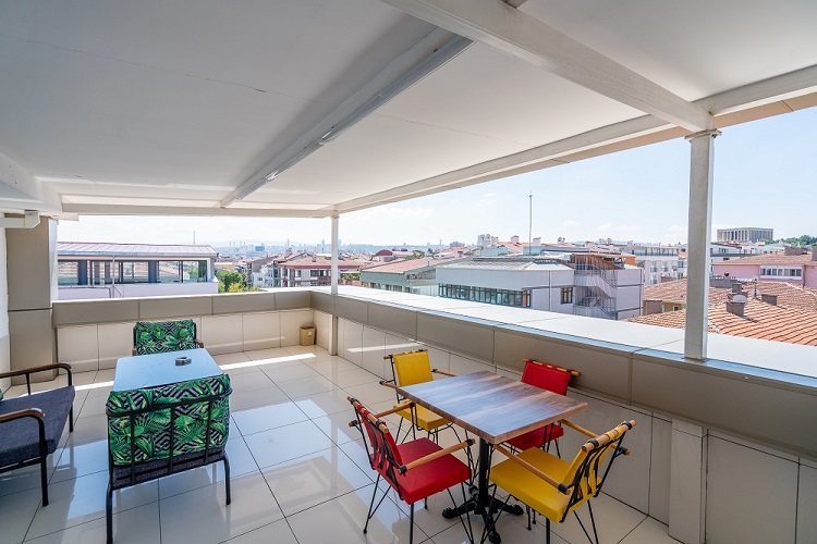 Anıtkent Kız Yurdu, kız yurdu, öğrenci yurdu, güvenli kız yurdu, konforlu yurt, üniversite yurdu, kız öğrenci yurdu, modern yurt, yurt konaklama, yurt odaları, öğrenci konaklama, yurtta yaşam, yurt hizmetleri, öğrenci yurtları, kampüse yakın yurt, yurt fiyatları, yurt rezervasyonu, kız yurdu kayıt, yurt başvurusu, yurt imkanları, öğrenci sosyal yaşam, güvenli yurt ortamı, öğrenci dostu yurt, yurt yemek hizmeti, yurt odası seçenekleri, tek kişilik yurt odası, çift kişilik yurt odası, üç kişilik yurt odası, yurt temizlik hizmeti, yurt etkinlikleri, yurt spor alanları, yurt kütüphanesi, yurt çalışma salonu, 24 saat güvenlik yurt, yurt personeli, uygun fiyatlı yurt, yurt sosyal imkanlar, kız öğrenci konaklama, öğrenci yurdu avantajları